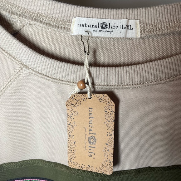 NATURAL LIFE Sweaters - Natural Life crewneck